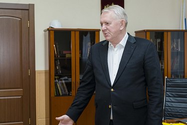 Неизвестный Дом Советов: от квеста до голосования